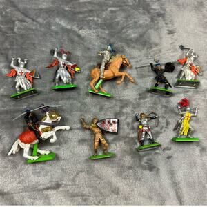Vintage Britains LTD Deetail Lot of Knights Horses 1971 1987